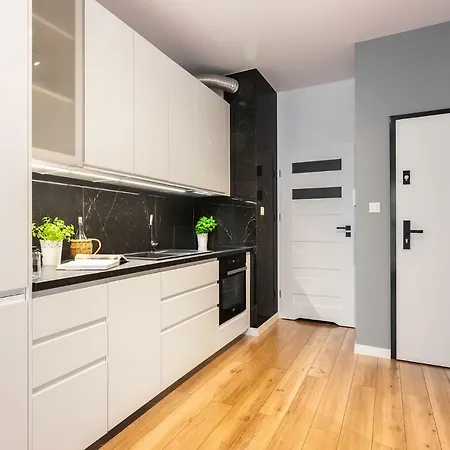 Novum Apartment With Parking Krakow Exterior photo