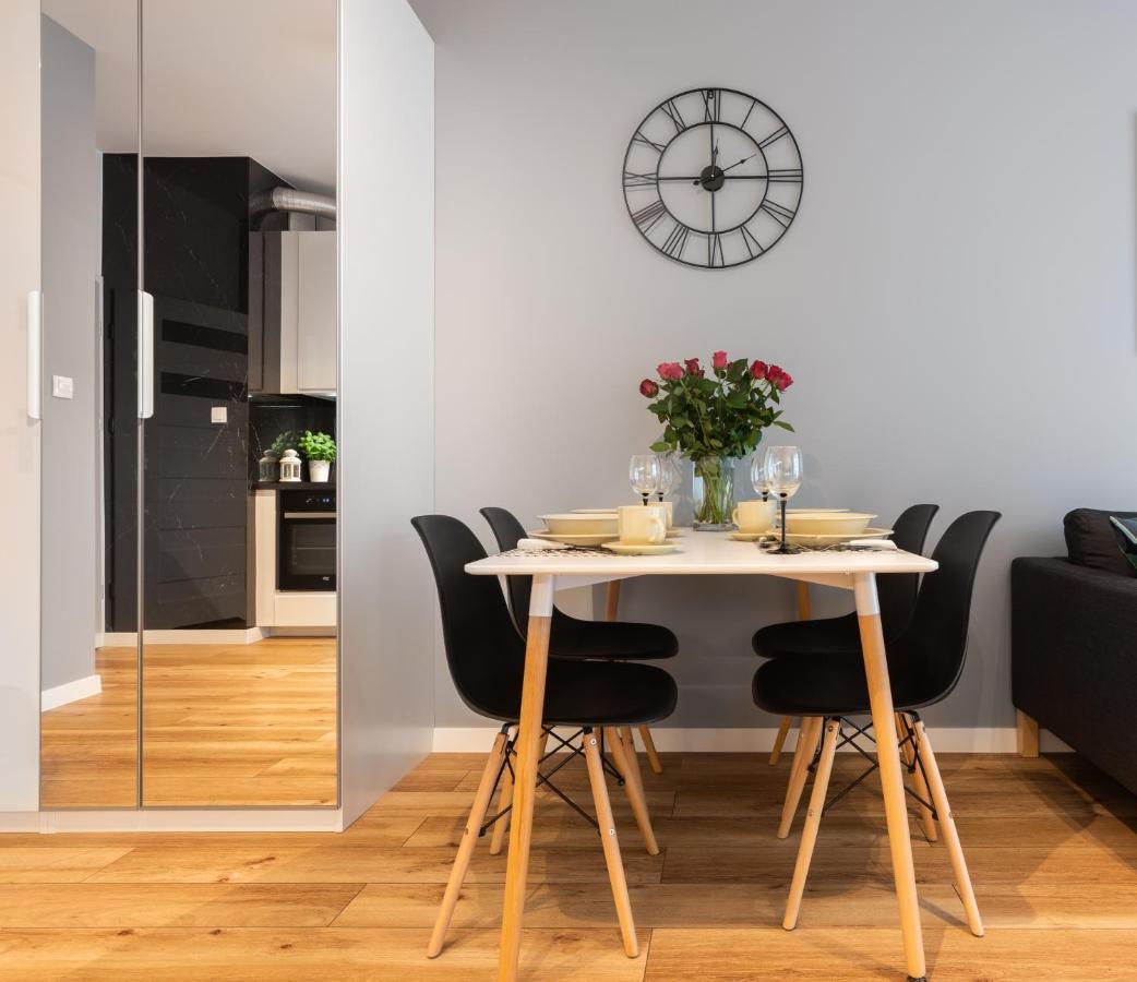 Apartment Novum With Parking Krakow